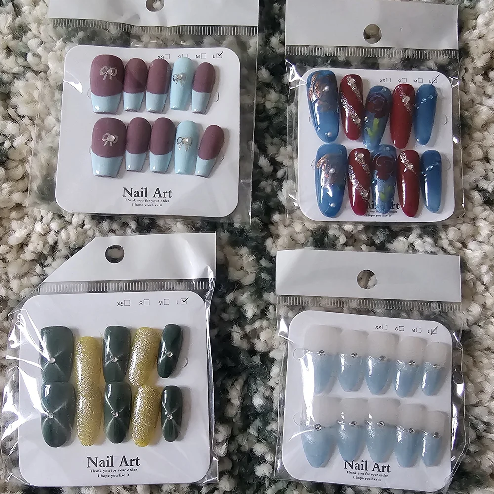 Assorted Press-On Nail Set - Picture 2 of 4